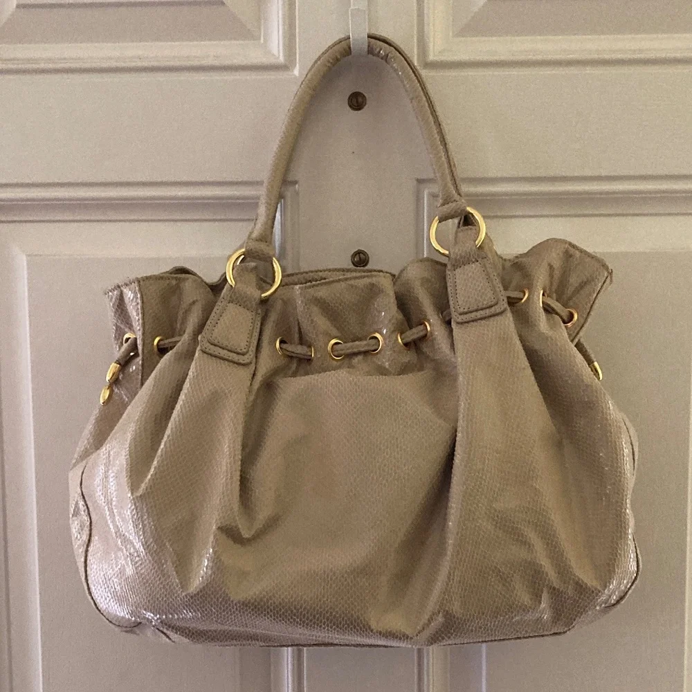 Big Buddha Snake Embossed Double Handle Satchel/Pale Green/NEW/NEVER USED!